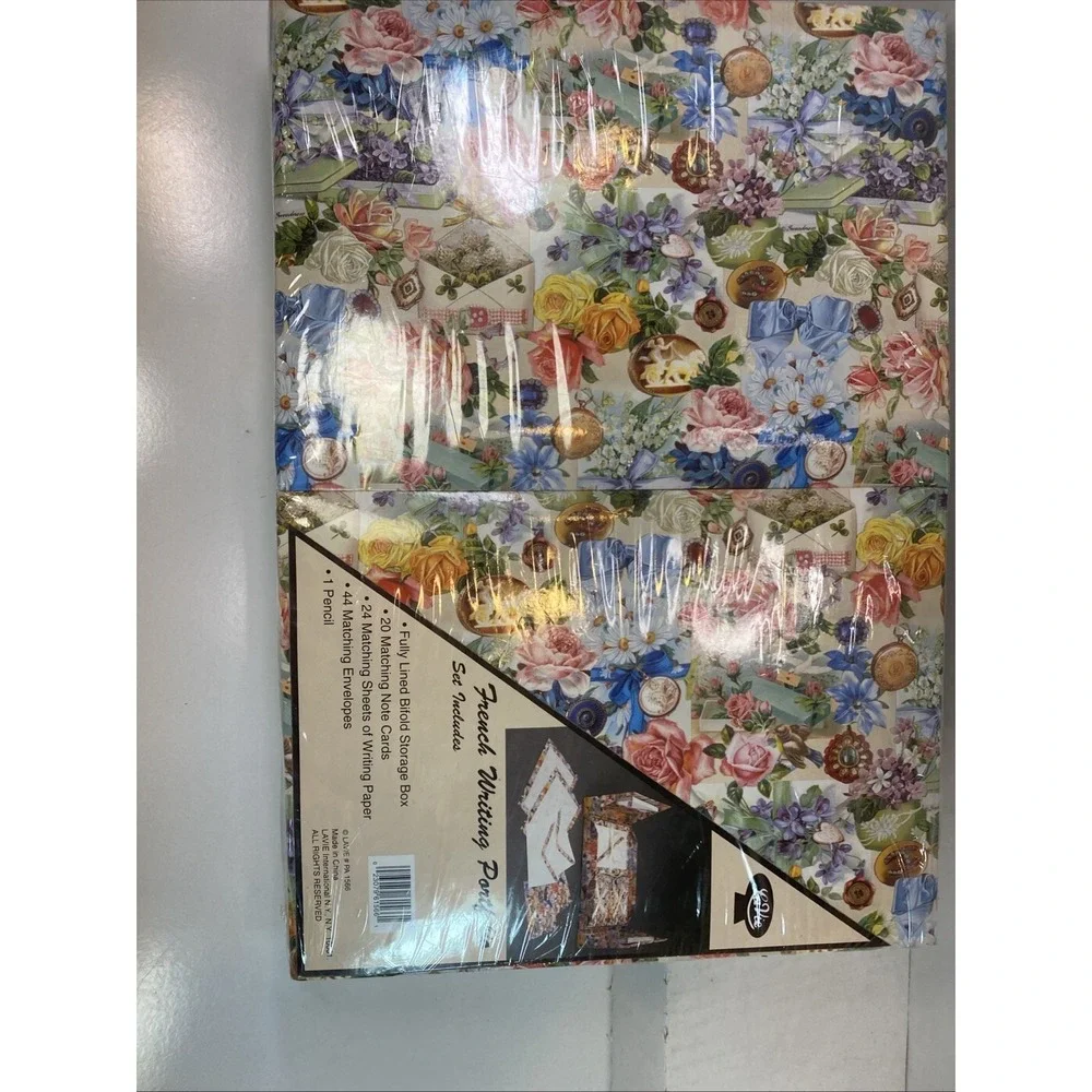 French Writing Portfolio Stationary Set By LaVie 89 Pcs Factory Sealed New Roses